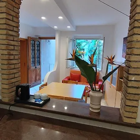 Casa Carmela Panoramic Center Appartamento *